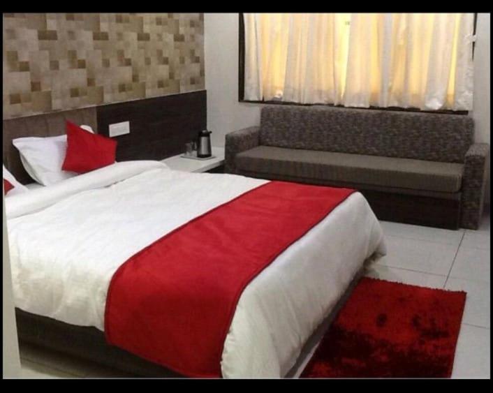 Hotel Best Velly Ґандінаґар Екстер'єр фото