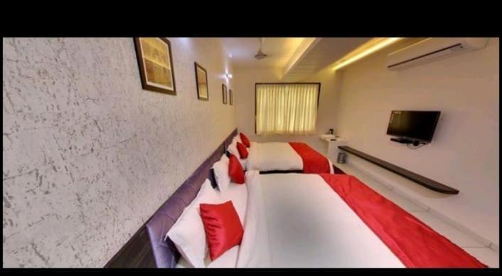 Hotel Best Velly Ґандінаґар Екстер'єр фото